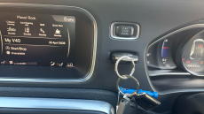 Volvo V40 T2 [122] R DESIGN Pro 5dr Geartronic Petrol Hatchback